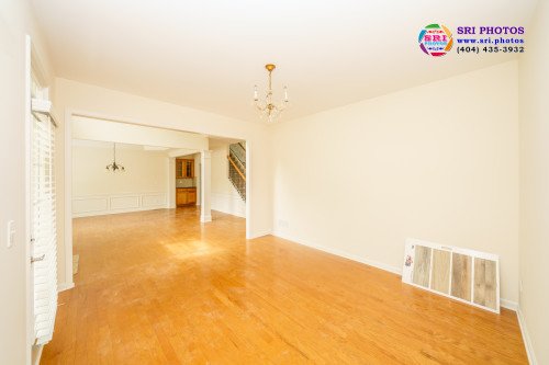 Cumming House Photo